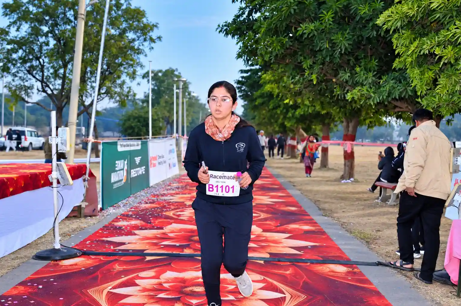 Marathon Runner on Floral Raceway